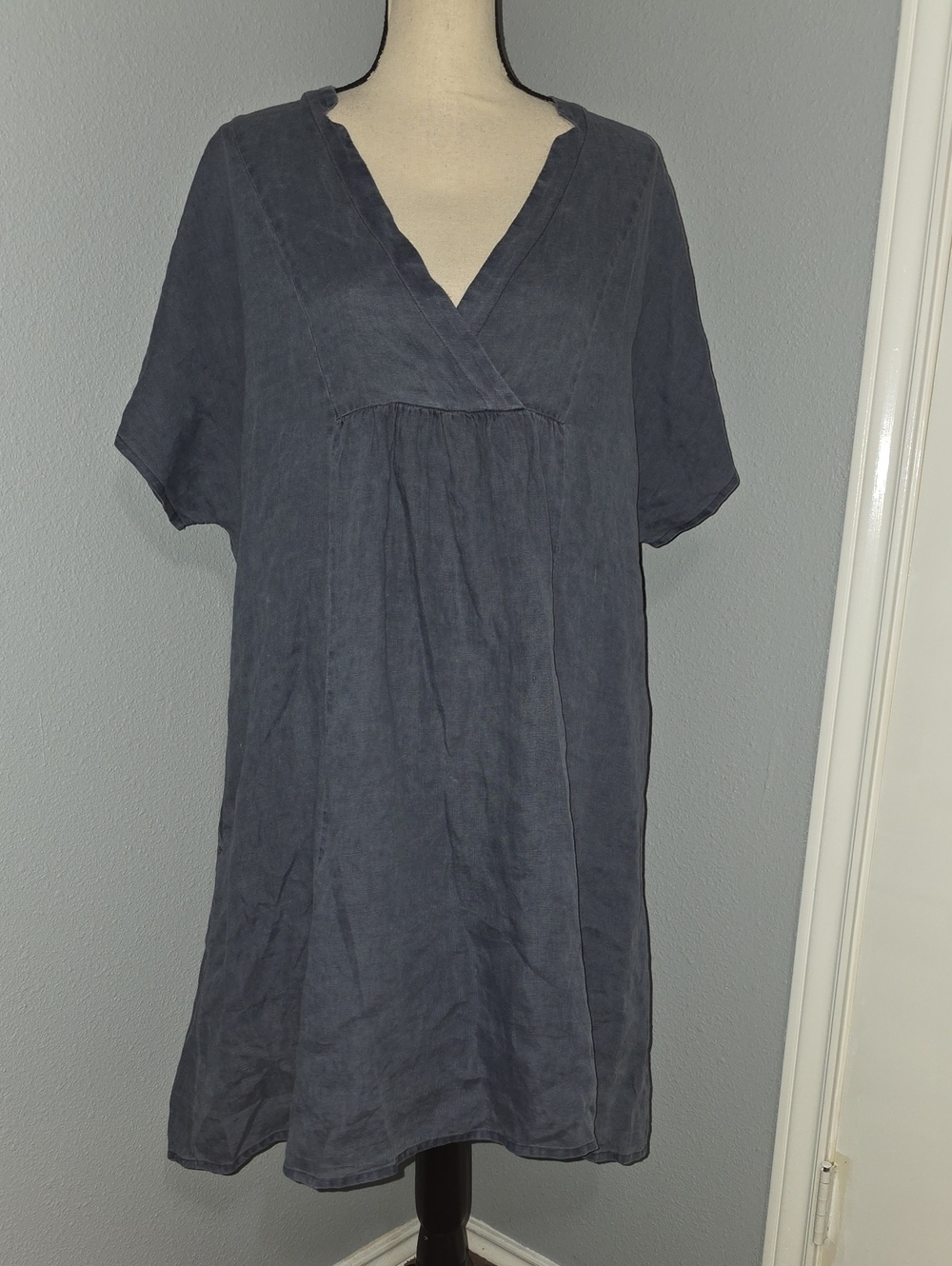 Women's Slate Blue V-Neck Tunic Top